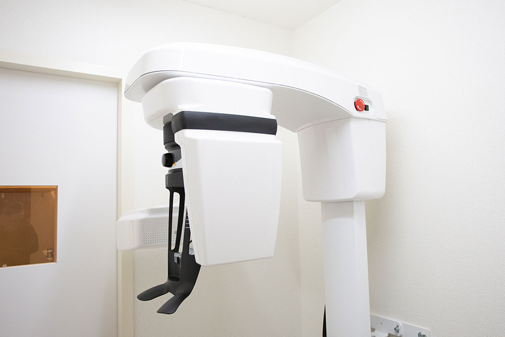 最新の歯科用CTで３次元撮影　診断も即日可能です