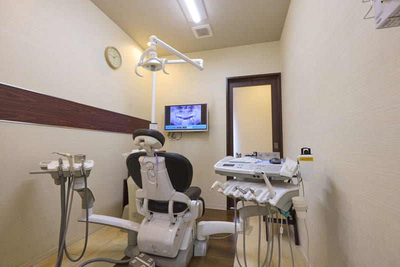 親知らず。その歯、抜くべき？ それとも残すべき？