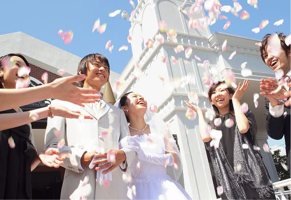 結婚式や大切な商談など、大事なイベントを前に口元の印象を良くしたい