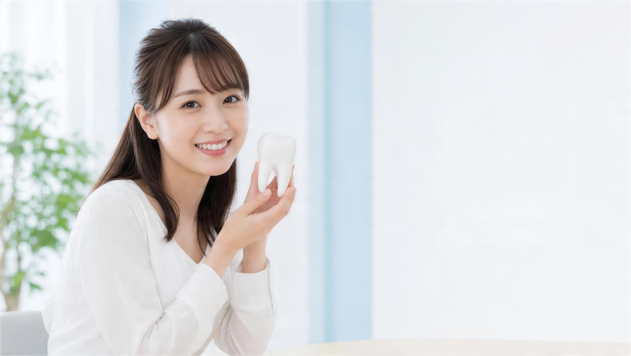 セラミック治療をした金属アレルギーの女性